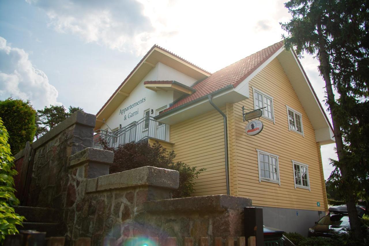 Haus Stoertebeker Appartements - Hotel Garni, Seebad لوبمين المظهر الخارجي الصورة